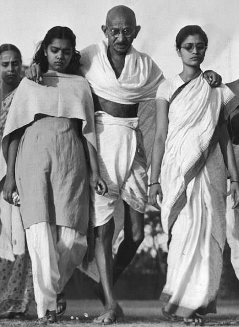Gandhi7-2 Mahatma Gandhi: Inspiring Journey of India’s Greatest Freedom Fighter