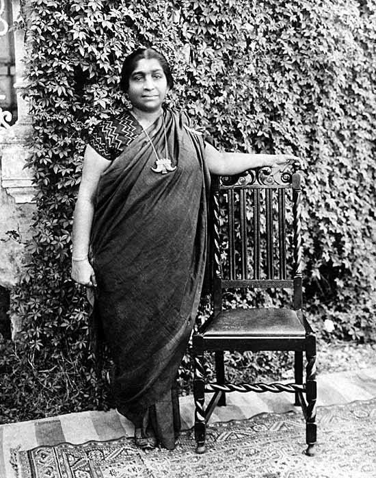 naidu12 Sarojini Naidu :7 Unshakable Truths Gave India A Legacy of Courage, Grace, and Voice.